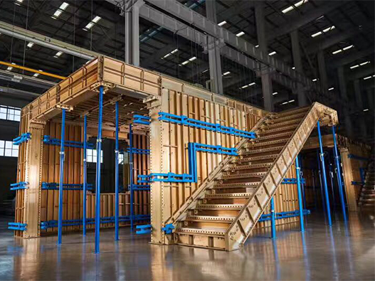 What are the different types of aluminum building formwork?